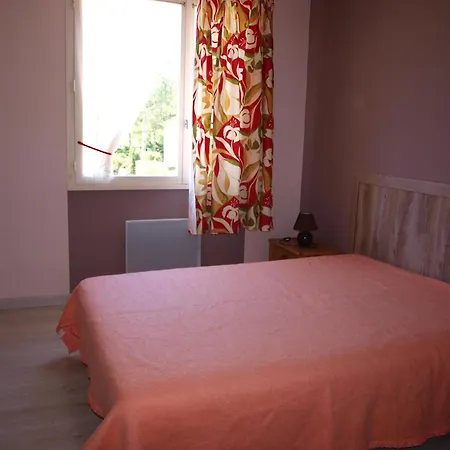 à : Pavillon Intime 6 Pers., Proche Et Commerces - Fr-1-323-369 *