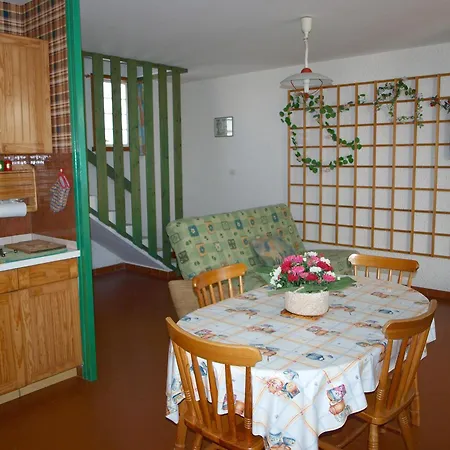 à : Pavillon Intime 6 Pers., Proche Et Commerces - Fr-1-323-369 * Saint-Jean-de-Monts